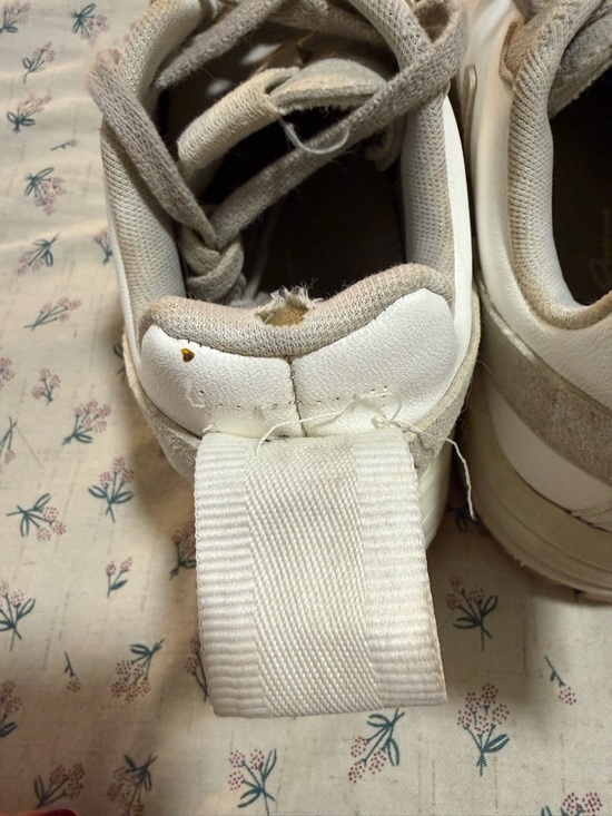 Rick Owen’s Veja Sneakers - Picture 7 of 7